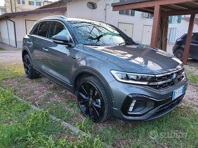 Usata VW T-Roc R-line 2023 Grigio SUV