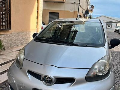Usata Toyota Aygo 2012 Grigio Utilitaria