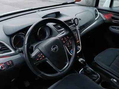 Usata Opel Mokka 130 CV (95 kW) 2014 Bianco SUV