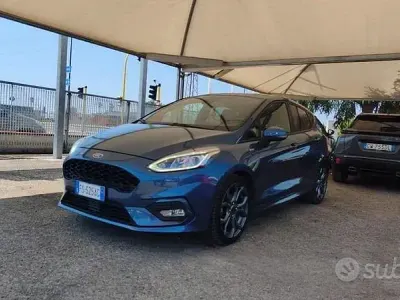Usata Ford Fiesta ST-Line 101 CV (74 kW) 2018 Blu Utilitaria