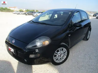 Usata Fiat Punto Evo Lounge 75 CV (55 kW) 2015 Nero Utilitaria