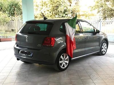 Usata VW Polo Highline 90 CV (66 kW) 2010 Grigio Berlina