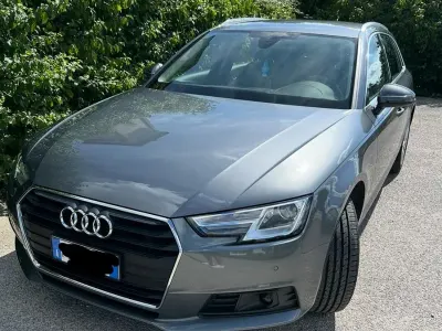 Usata Audi A4 Business 150 CV (110 kW) 2019 Grigio Station wagon