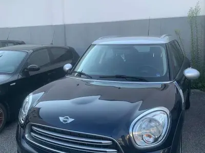 Usata Mini Cooper D Countryman 111 CV (81 kW) 2016 Blu/azzurro SUV