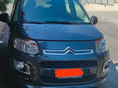 Usata Citroën C3 Picasso 99 CV (72 kW) 2016 Grigio Monovolume