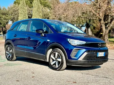 Usata Opel Crossland X Edition 110 CV (80 kW) 2023 Blu SUV