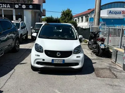 Usata Smart ForFour Electric Drive Passion 41 kW (56 CV) 2019 Bianco Berlina