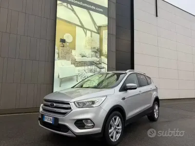 Usata Ford Kuga Business Edition 120 CV (88 kW) 2018 Grigio SUV