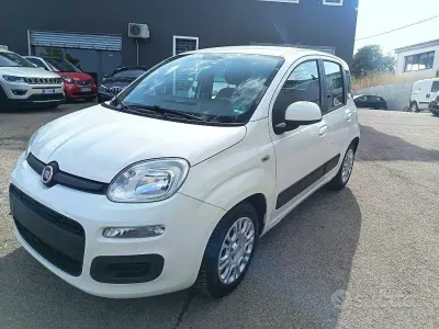Usata Fiat Panda Easy 84 CV (61 kW) 2013 Bianco Utilitaria