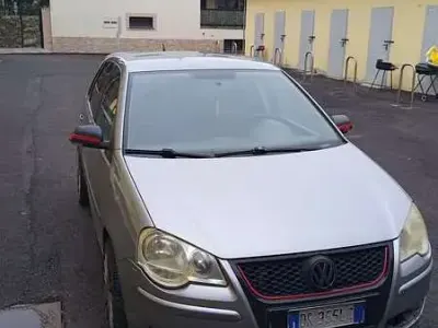 Usata VW Polo Comfortline 75 CV (55 kW) 2006 Utilitaria