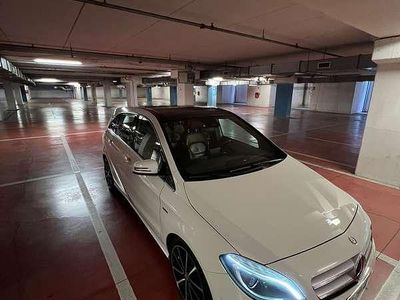 Usata Mercedes B200 Premium 136 CV (100 kW) 2012 Monovolume