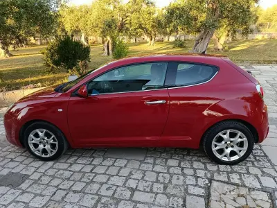 Usata Alfa Romeo MiTo 79 CV (58 kW) 2009 Rosso Utilitaria
