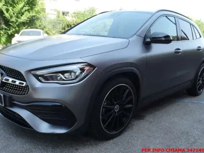 Usata Mercedes GLA200 AMG Line Premium 150 CV (110 kW) 2022 Grigio montagna magno SUV