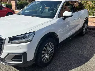 Usata Audi Q2 Business 150 CV (110 kW) 2021 Bianco SUV