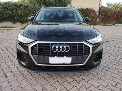 Usata Audi Q3 Comfort 150 CV (110 kW) 2019 Nero SUV