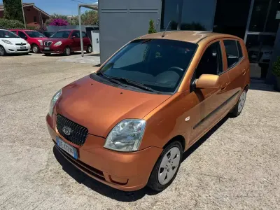 Usata Kia Picanto Spirit 61 CV (44 kW) 2007 Arancione Utilitaria