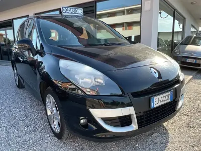 Usata Renault Scénic Luxe 110 CV (80 kW) 2011 Nero Monovolume