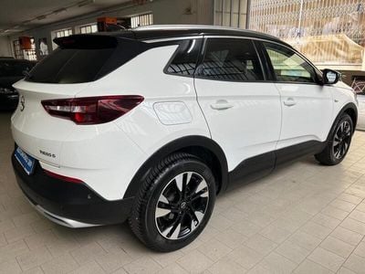 Usata Opel Grandland X Innovation 131 CV (96 kW) 2019 Marrone SUV