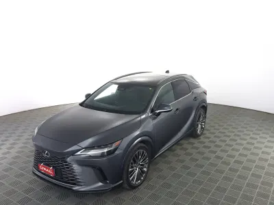 Usata Lexus RX450h Luxury Line 185 CV (136 kW) 2024 Sonic grey SUV