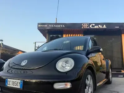 Usata VW New Beetle 101 CV (74 kW) 2003 Nero Utilitaria