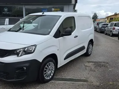 Usata Peugeot Partner Premium 101 CV (74 kW) 2020 Bianco Monovolume