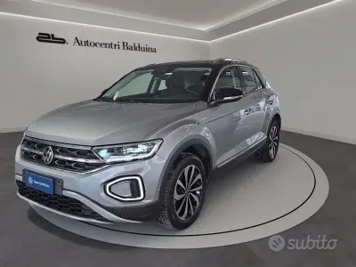 Usata VW T-Roc Style 110 CV (80 kW) 2023 Nero SUV