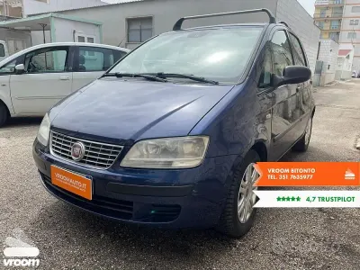 Käytetty Fiat Idea Dynamic 90 HP (66 kW) 2010 Tila-auto