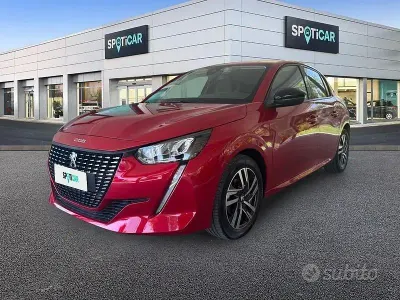 Usata Peugeot 208 Allure 75 CV (55 kW) 2022 Rosso Utilitaria