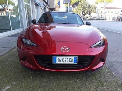 Nuova Mazda MX5 132 CV (97 kW) 2025 Soul red crystal Cabrio