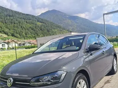 Usata VW Polo Highline 95 CV (69 kW) 2018 Grigio Utilitaria