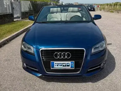 Usata Audi A3 Cabriolet 140 CV (102 kW) 2010 Blu Cabrio