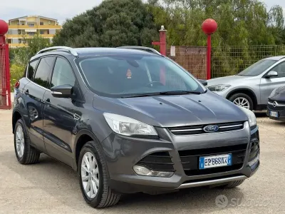 Occasion Ford Kuga Titanium 120 ch (88 kW) 2015 Gris SUV
