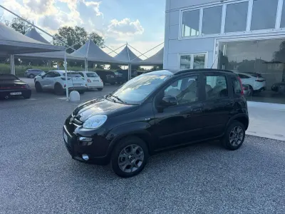 Usata Fiat Panda 4x4 S 95 CV (69 kW) 2016 Nero Utilitaria