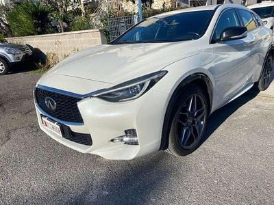 Usata Infiniti Q30 Sport Tech 109 CV (80 kW) 2017 Perlato Berlina