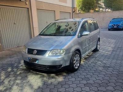 Usata VW Touran 136 CV (100 kW) 2003 Grigio Monovolume