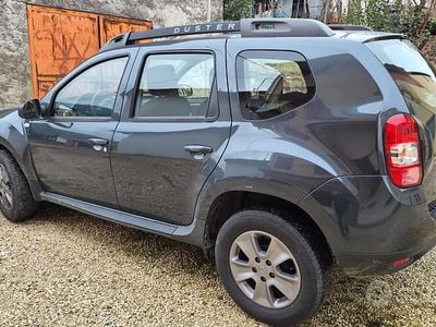 Usata Dacia Duster 110 CV (80 kW) 2014 Grigio SUV