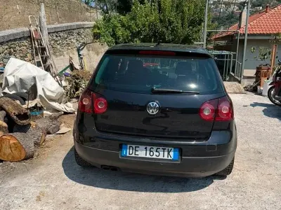 Usata VW Golf V 140 CV (102 kW) 2007 Nero Berlina