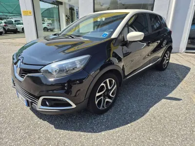Usata Renault Captur 90 CV (66 kW) 2014 Nero SUV