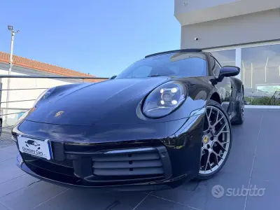 Usata Porsche 911 Carrera 385 CV (283 kW) 2021 Nero Coupé
