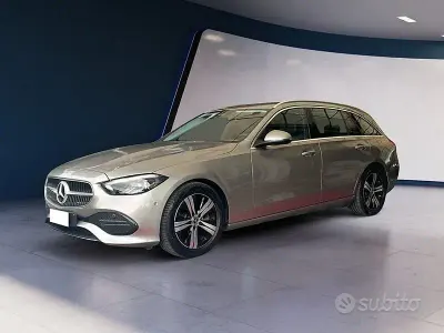 Usata Mercedes C220 Business 200 CV (147 kW) 2022 Grigio Berlina