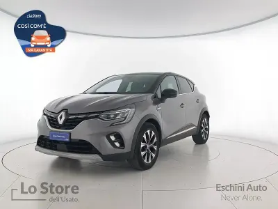 Second-hand Renault Captur Techno 143 CP (105 kW) 2023 Gri SUV