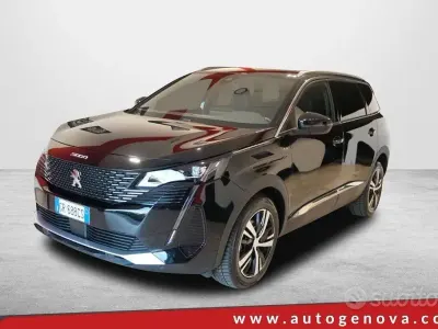Usata Peugeot 5008 GT 131 CV (96 kW) 2023 Nero SUV
