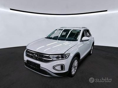 Usata VW T-Roc Style 150 CV (110 kW) 2024 Bianco SUV