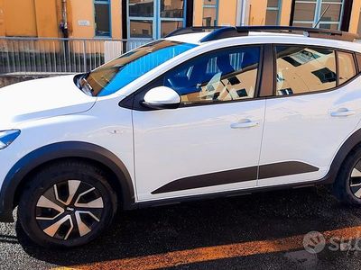 Usata Dacia Sandero Stepway 101 CV (74 kW) 2025 Bianco Utilitaria