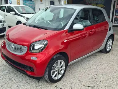 Usata Smart ForFour Passion 71 CV (52 kW) 2014 Rosso Utilitaria