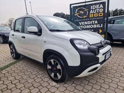 Gebraucht Fiat Panda Cross Cross 69 PS (50 kW) 2023 Weiß Kleinwagen