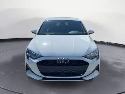 Usata Audi A3 Advanced Plus 116 CV (85 kW) 2025 Bianco ghiaccio metallizzato Berlina