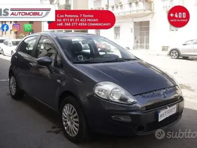 Begagnad Fiat Grande Punto Dynamic 77 HK (56 kW) 2009 Grå Halvkombi