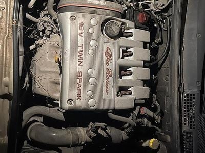 Usata Alfa Romeo 147 120 CV (88 kW) 2006 Grigio Utilitaria