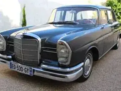 Usata Mercedes 220 SE 110 CV (80 kW) 1961 Grigio Berlina